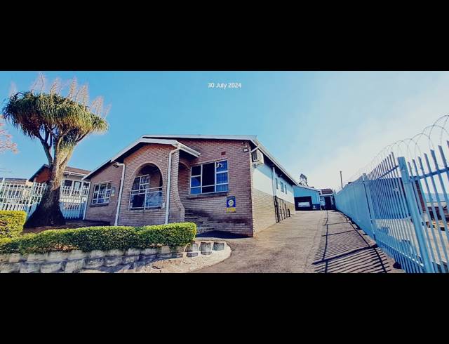3 BEDROOM FREESTANDING FOR SALE IN NORTHDALE